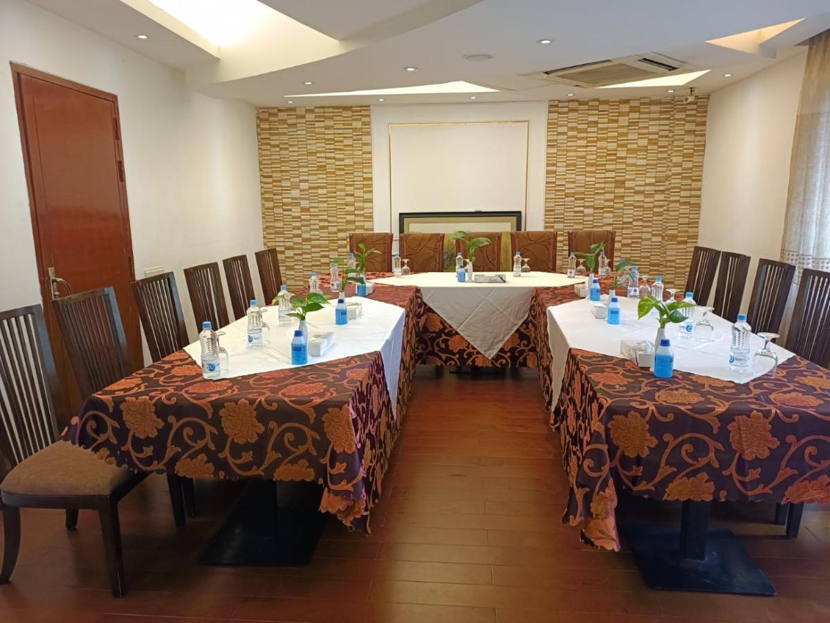 Hotel Bengal Canary Park Dhaka Ngoại thất bức ảnh